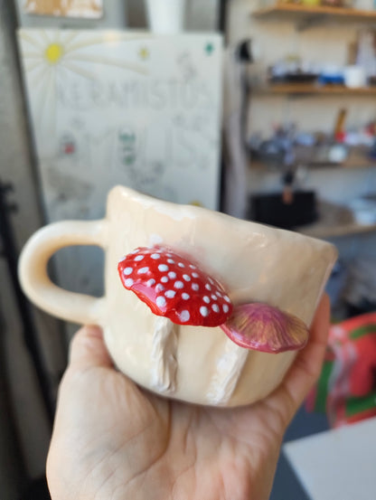 FULL CYCLE | Beginner's course. Two sessions. Sculpt-glaze-take home.